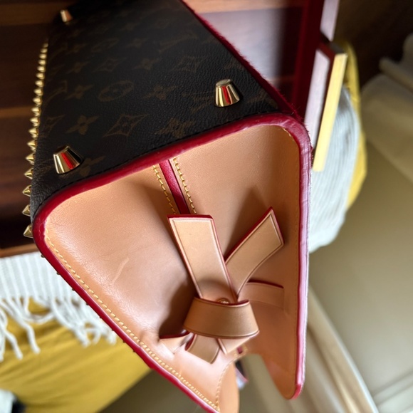 Louis Vuitton Limited Edition Iconoclasts Monogram Christian Louboutin Shopping - Picture 14 of 16